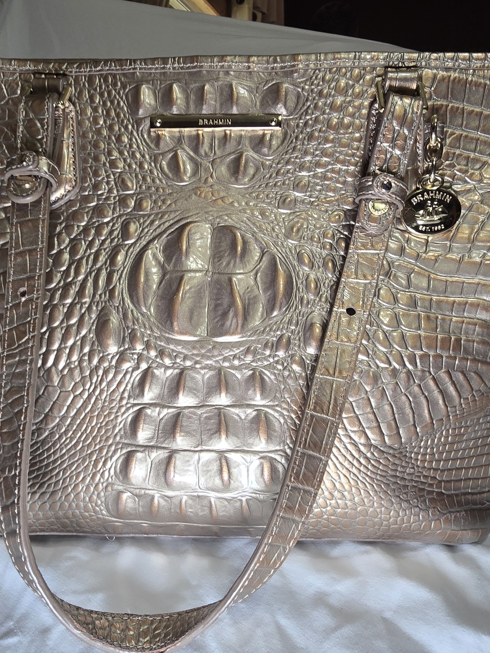 Brahmin Metallic Bronze Gold Croc Embossed Leather Large Tote Bag Tassel Charm - Picture 5 of 12